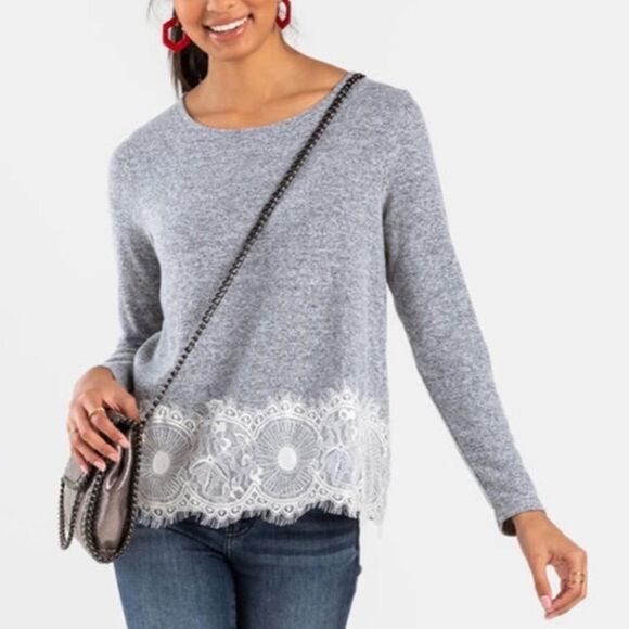 Francesca’s Maggie Lace Border Top Navy Size XXS - Picture 9 of 9